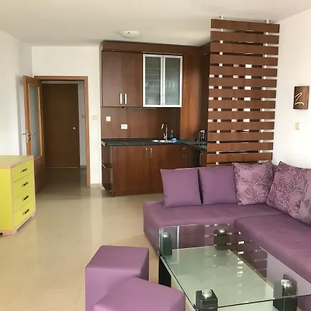 Slantse Apartment